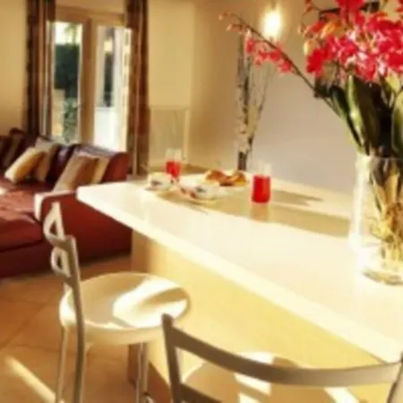 5-1 Of 11 In An Exclusive By Italian * Tremezzo