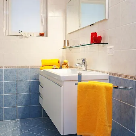 5-1 Of 11 In An Exclusive By Italian