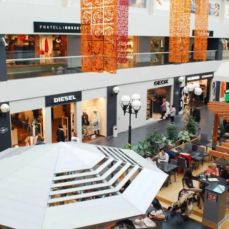 5-1 Of 11 In An Exclusive By Italian * Tremezzo