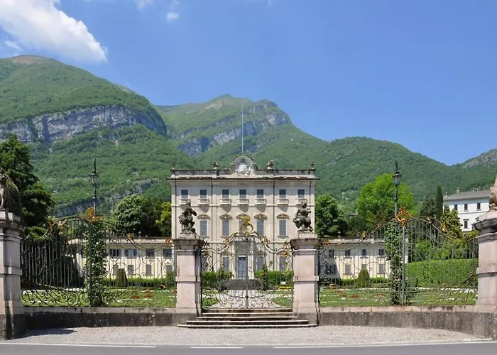 5-1 Of 11 In An Exclusive By Italian アパート