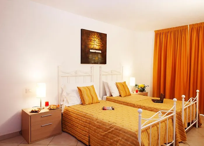 5-1 Of 11 In An Exclusive By Italian Tremezzo